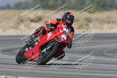 media/Oct-13-2025-Moto Forza (Mon) [[a66d839500]]/3-B Group/Session 3 (Turn 16)/